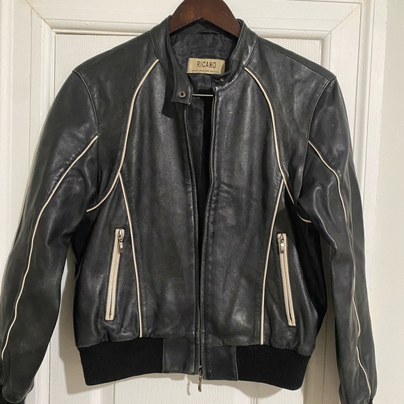 Vintage leather bomber jacket - Picture 2 of 10